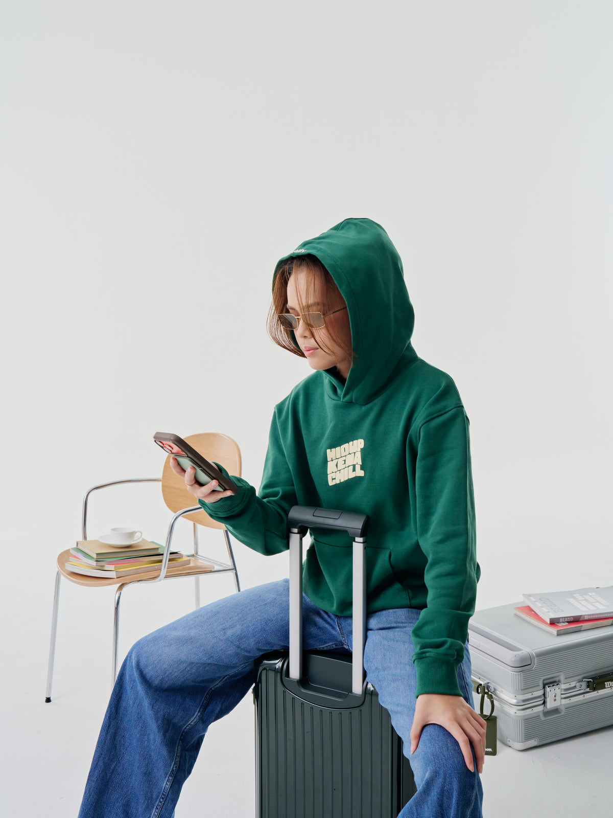 Keep Smiling Hoodie Forest Green
