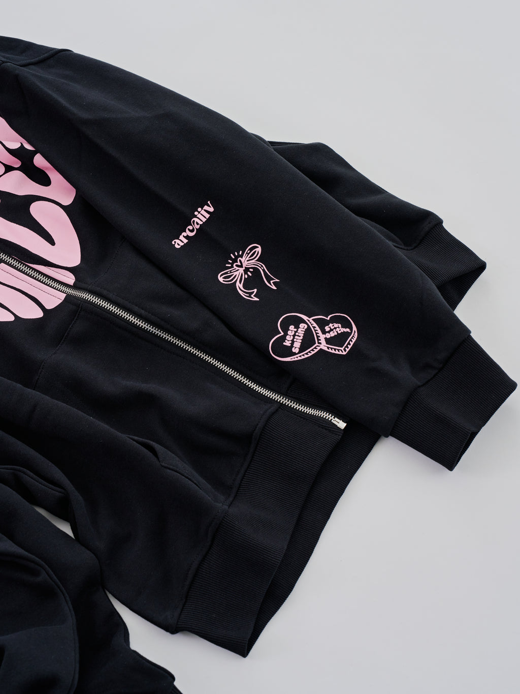 Arcaiiv Zipper Hoodie Blackout