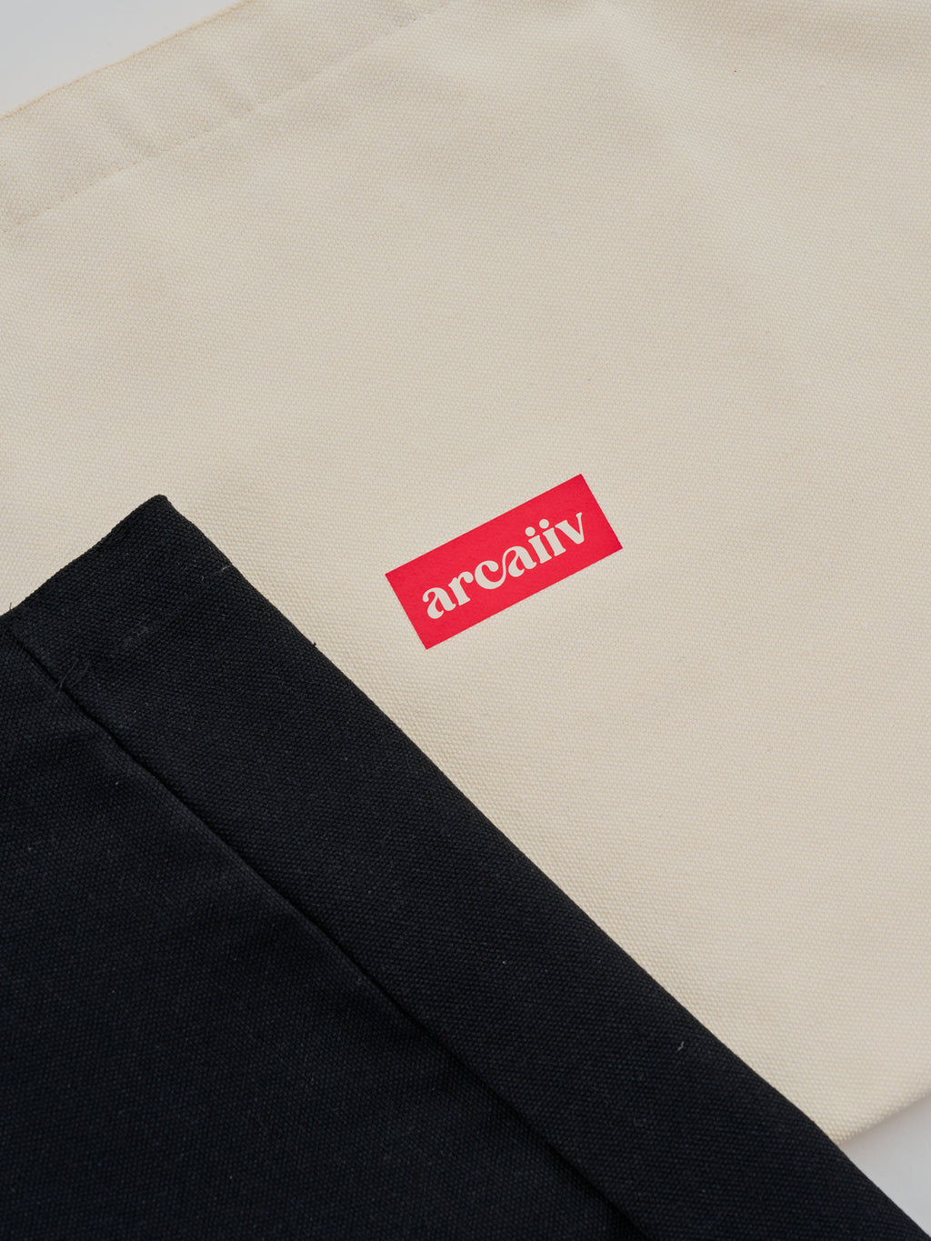 Arcaiiv HKC Totebag Beige