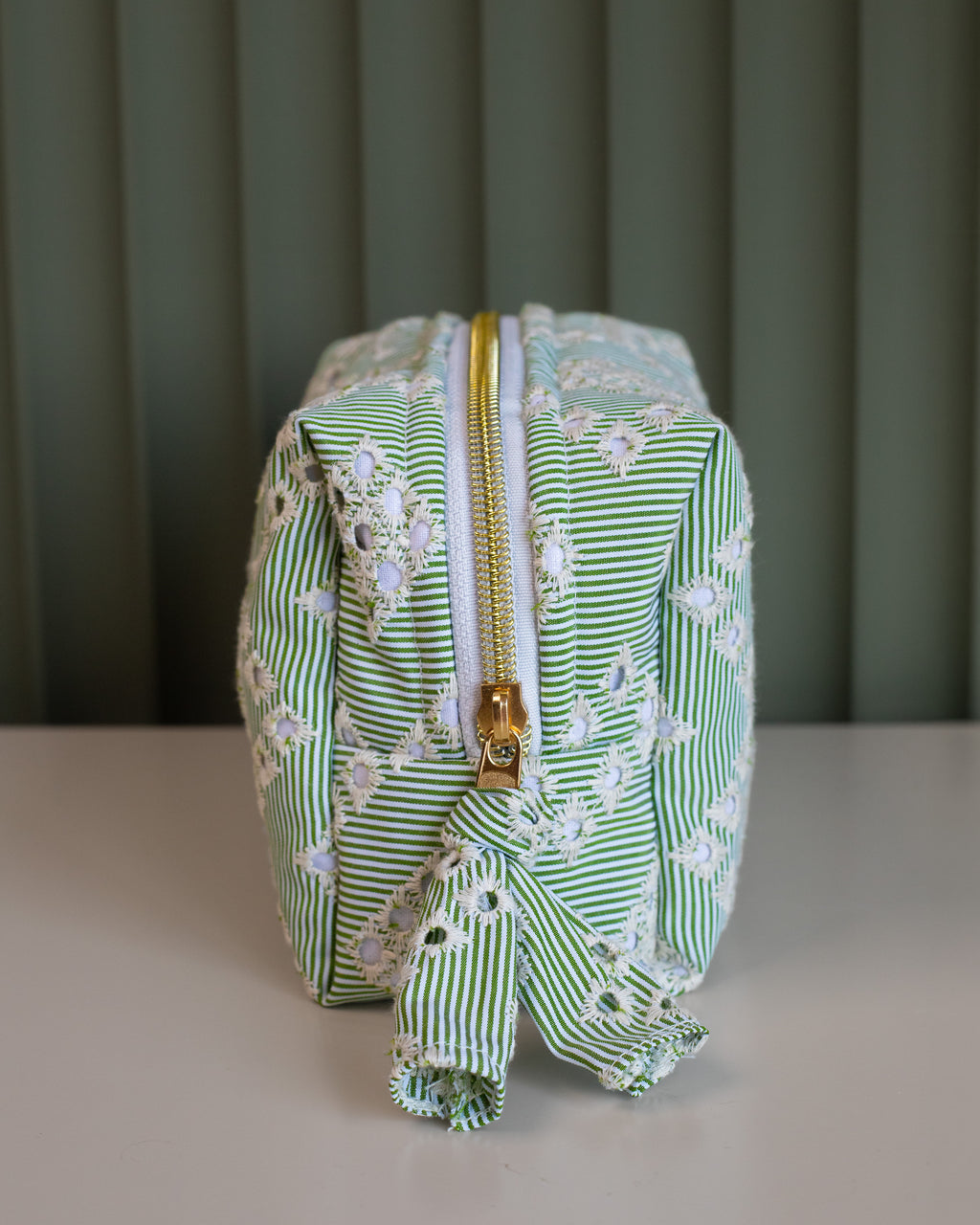 Pouch in Pistachio