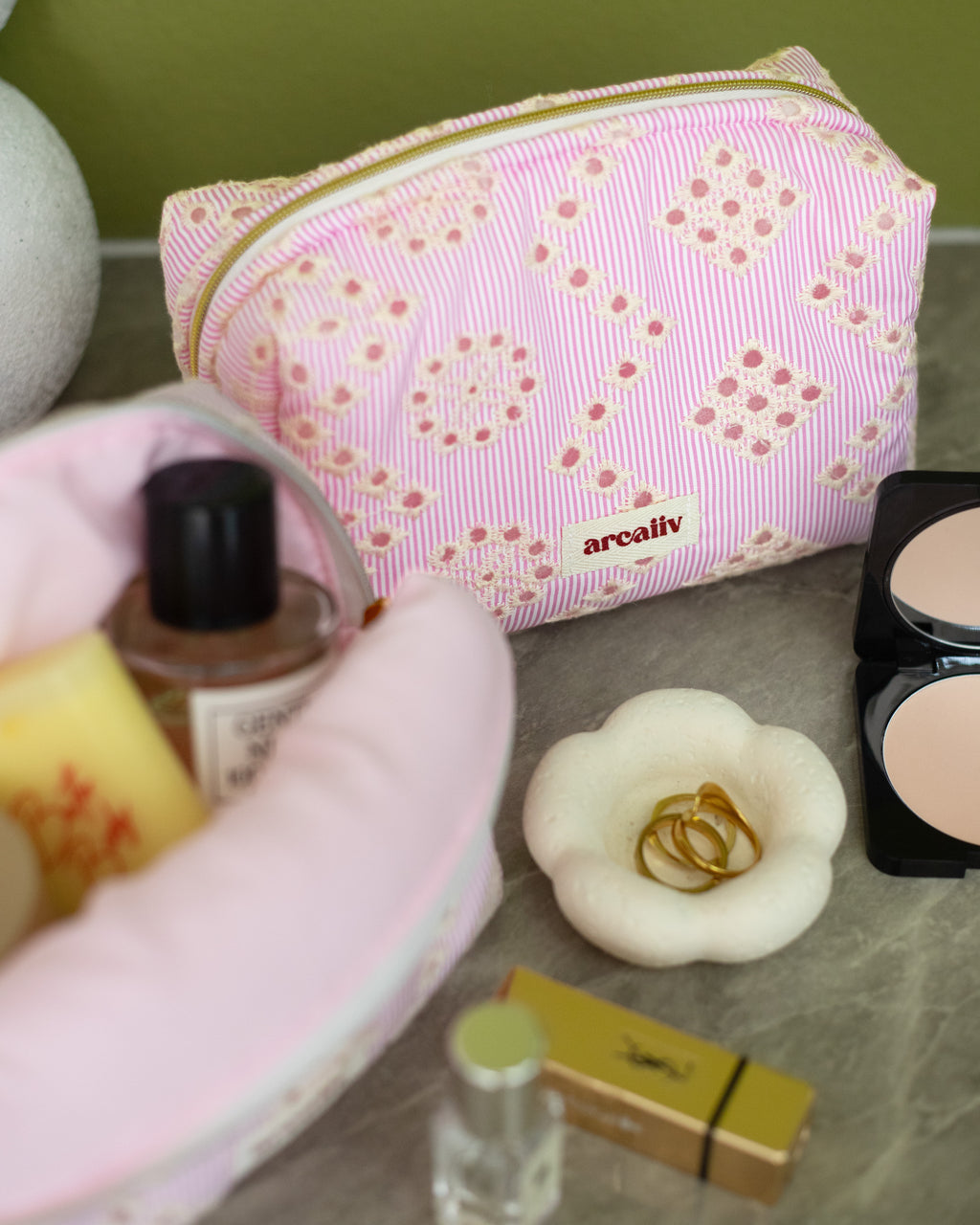 Pouch in Pink Meringue