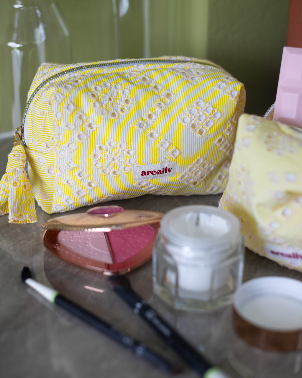 Pouch in Buttercream